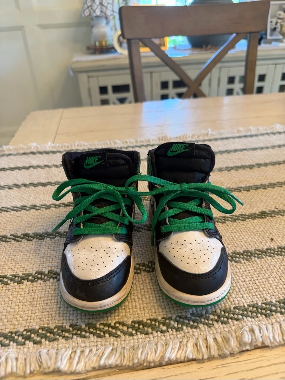 Nike youth high